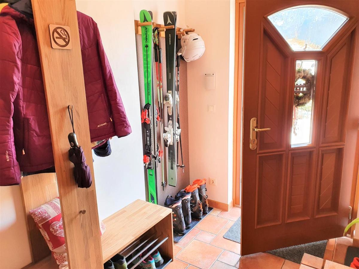 Appartement Bergtraeume Haus im Ennstal Exterior foto